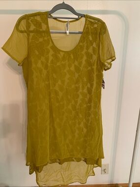 Sheer Floral Overlay Tunic Top in Mustard